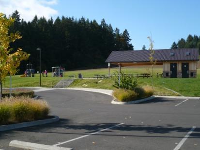 Parkland Classification System Community Parks Community parks are typically larger in size and serve a broader purpose than neighborhood parks.