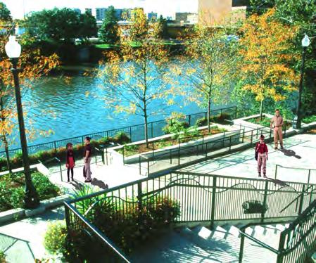 A riverfront management entity should be established to provide oversight of the Riverwalk system.