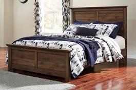 shapely base moldings Antiqued pewter colored metal hardware Twin and full beds also available (see youth section) Beds available: King Sleigh Bed