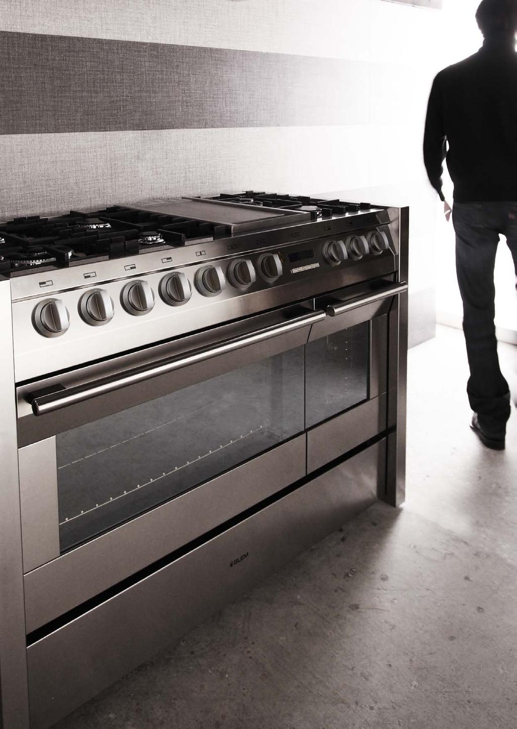 COOKERS Matrix DESIGN with CHARACTER The new design of the Matrix series, developed in conjunction with