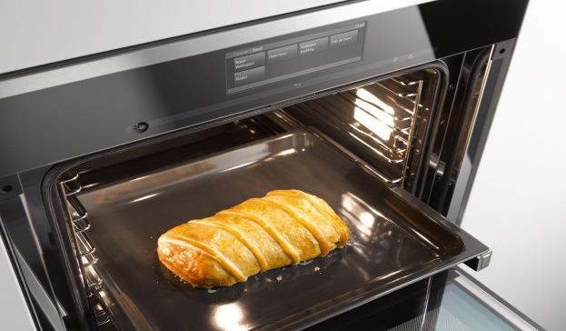 Ovens Features and benefits Moisture Plus Automatic