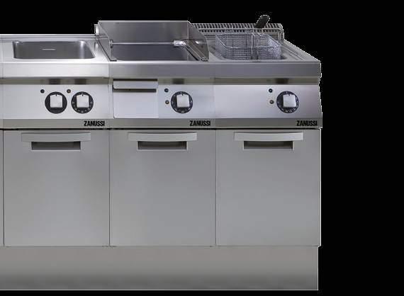 to ce n it CHROME FRY TOP for contemporary cooking of different kinds of food, meat, fish and vegetables with maximum efficiency and no flavour