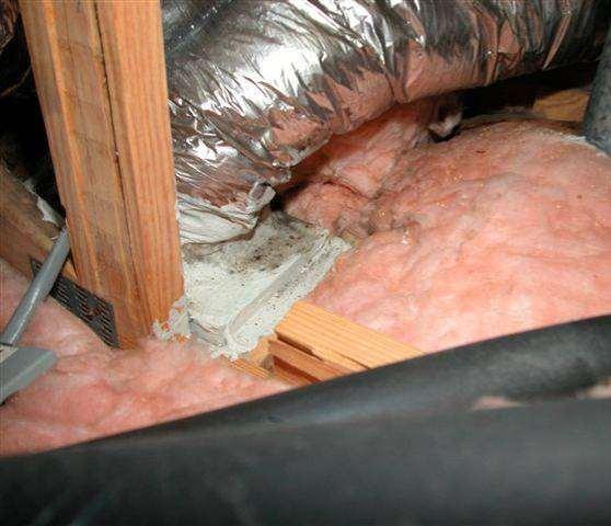 TERMINAL DEVICE: Poor Duct Attachment Example Crimped duct Boot poorly insulated Allows surface