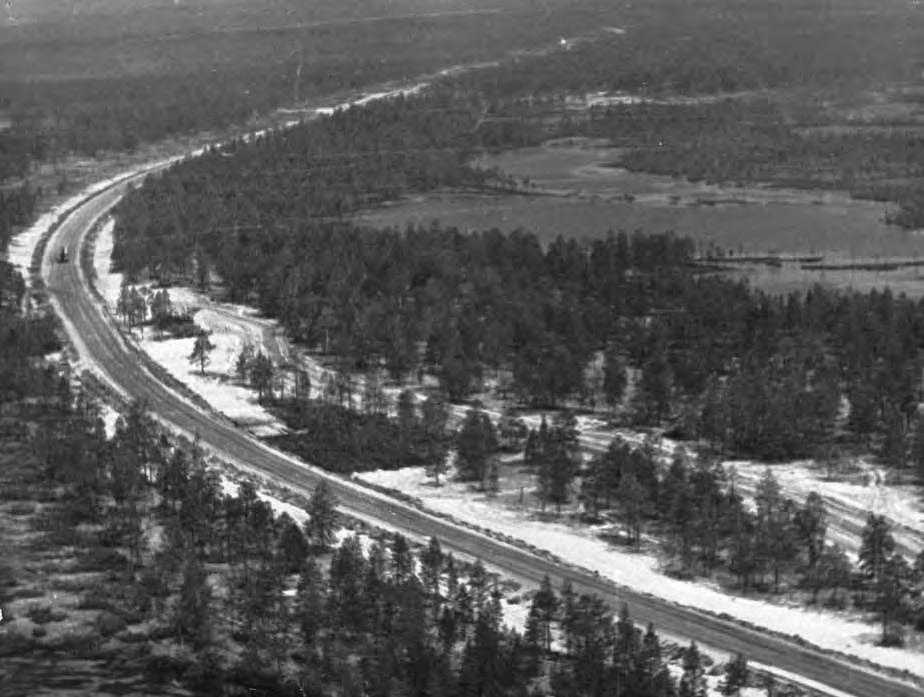 1970 m. atidaryta autostrada Vilnius Kaunas. Automagistralė buvo viena moderniausių magistralių tuometėje Sovietų Sąjungoje.