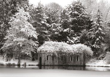 The photographic opportunities are endless throughout the grounds: at the lake with the boathouse as a stunning