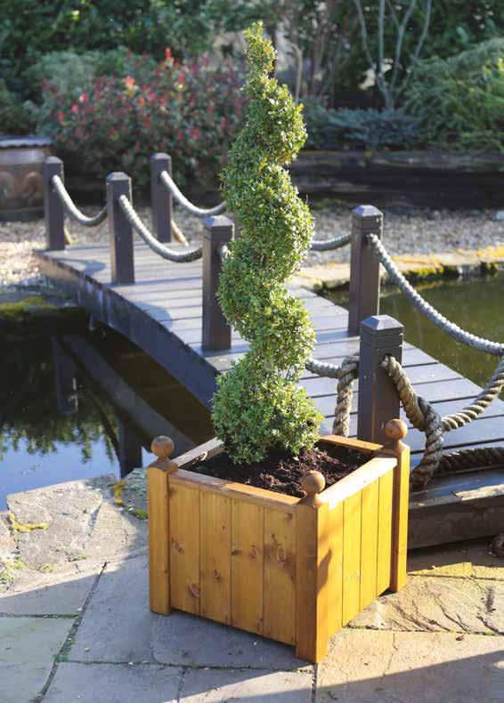 hand crafted from swedish redwood Code: WP009 Qty: 2 Burnby Planter 400mm l x 400mm w x