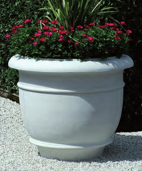 Spartan Bowl HA615 Adapted from the Herculean Bowl, this massive planter features elegant lines and bold mouldings.