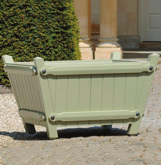 THE EXETER The Exeter planter is delicate in its appearance and elegant in its design. This planter looks stunning as a centrepiece.