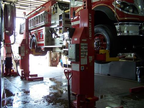 Gowans-Knight has modern mobile apparatus lifts to perform service & detailed