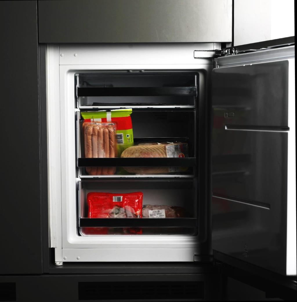 For preserving food it is important to maintain a constant temperature in the deep freezer compartment minimal variation.