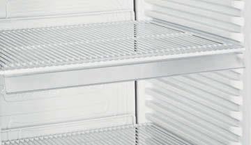 The closemesh grid shelves have an extremely high loading capacity and ensure secure