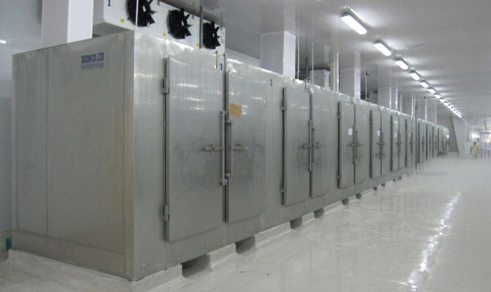 AIR BLAST FREEZER ( CABINET & TUNNEL TYPE ) Features of cabinet type air blast freezer 1.