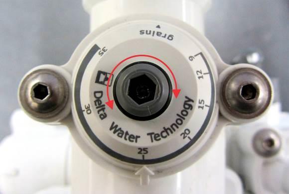 3.7 Verify if the brine valve is connected to the softener in the right way.
