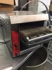 size 15 152 Holman conveyour Bagel toaster -