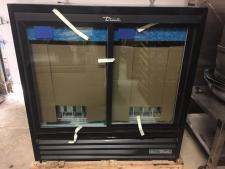door glass door cooler - True 2 door cooler