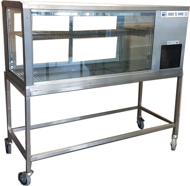 COUNTER TOP COLD DISPLAY Displaying tasty treats, for example, pastries, sandwiches or drinks Digital controller and digital temperature display Operating temp: +2 c to +12 c 1310W x 510D x 555H mm
