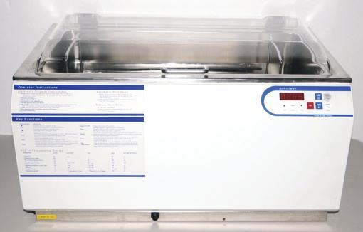 Cleaner Soniclean S2800 bench top 39 litre ultrasonic cleaner in great condition.