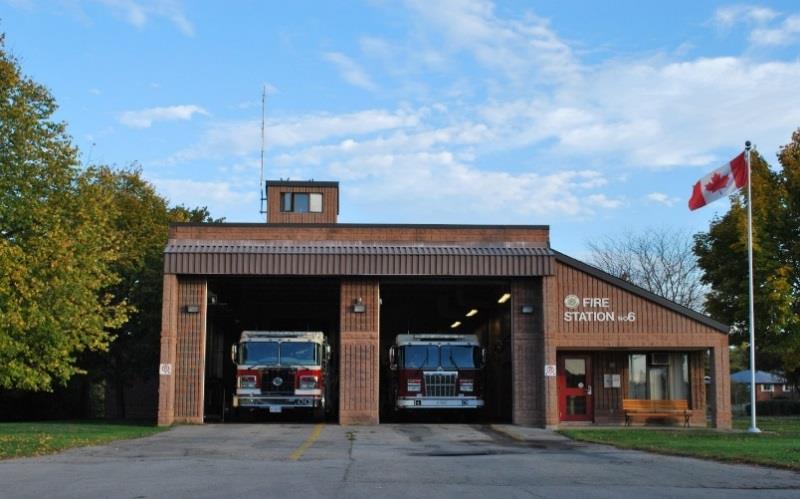 Build Date: 1977 Approximately 39 years old Single storey, two-bay Fire Hall Designated boat hall for water rescue in Lake Ontario, Twelve Mile Creek and the Canal Designated auto extrication hall