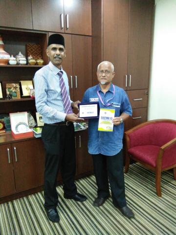 Kertas kerja yang dibentangkan oleh Mohd Hadzri bertajuk Pengurusan Kerja Persampelan Saintifik Kuantitatif di Lapangan ditulisnya bersama pensyarah kanan PPSK, Dr. Hasber Salim.