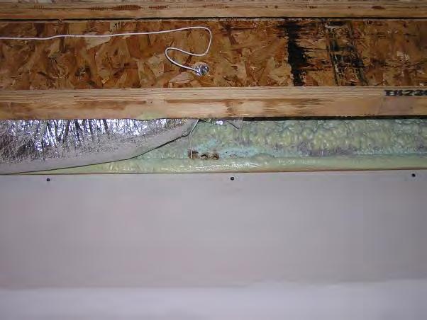 It was suspected that the range hood duct might not have been well sealed as it penetrated the exterior wall.