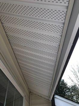 4. Soffit Soffits and eaves appeared in good condition overall. 5.