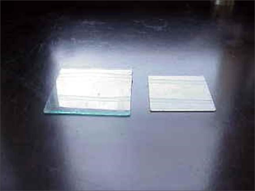 Glass plates provide a surface for semi-micro scale experiments,