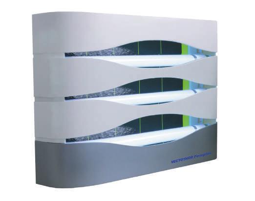 PEREGRINE 3 CATEGORY: INDUSTRIAL / LARGE COMMERCIAL UNITS PEREGRINE 3 3 x 15 W lamps cover 120+ sq m.