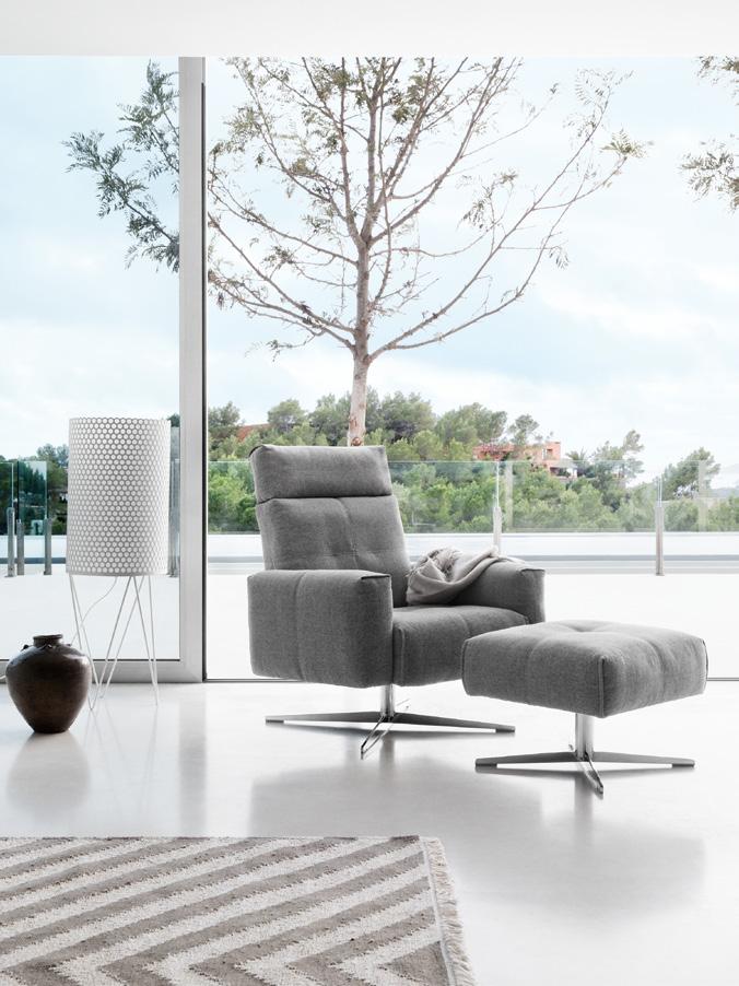 The armchair, which also bears the design's floatinglike elegance,