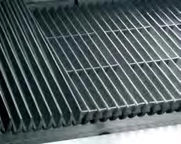 Heavy-duty reversible grates for level or inclined