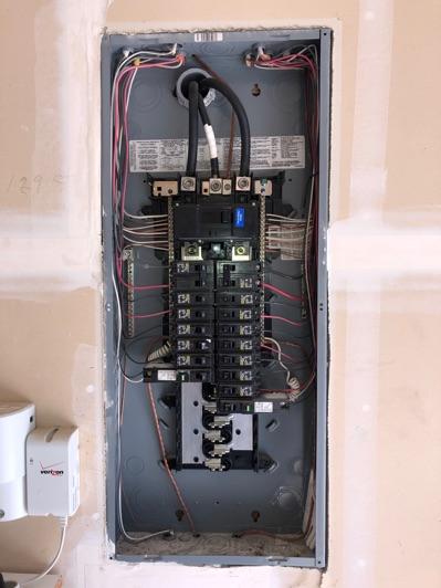 Electrical 200 AMP service, 4/0