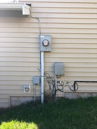 5. Gas Condition Meter located at west exterior Meter located at west side. Main Gas shutoff is located to the lower left of the meter. 6. Pressure 115 Water pressure is in excess of 80 PSI.