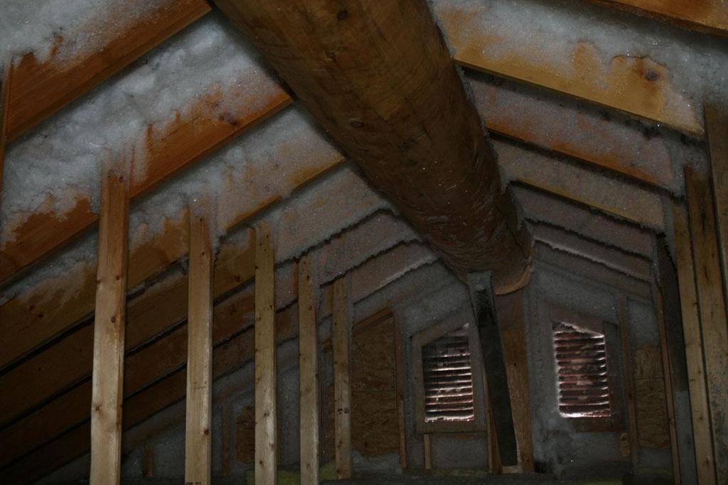 Frost in attics: Not because of a