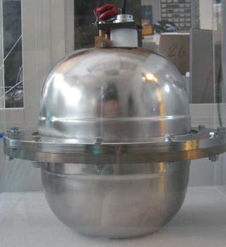 is based on diffusion apparatus Made from stainless steel Volume of detector 6 l, HV= 2.