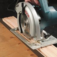 Remove the lower edge of the groove on the end and side of the board.