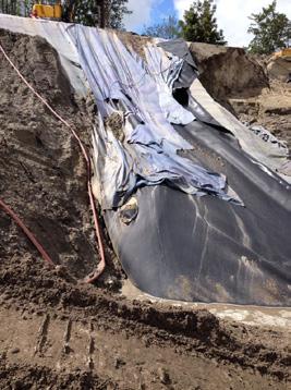 Geomembrane systems in The Netherlands and abroad risks and lessons-learned R.H. (Rijk) Gerritsen Witteveen+Bos Consulting Engineers, The Netherlands C.