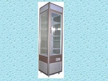 : Internal analogue display : Internal LED vertical lighting : Fitted lock 4 Sided Glass Door Chiller Chillers TAIWAN IMPORTED Model: AR 250WQ Dimension: 570mmW x 570mmD x 1690mmH System: Blower