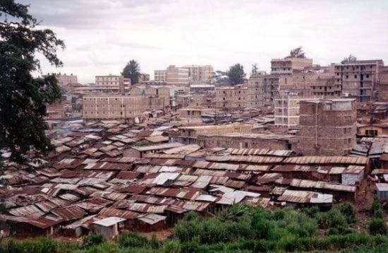Compact development in developing countries Are urban slums