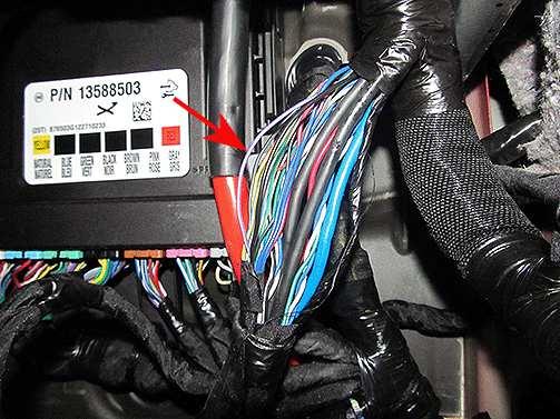 the wire. Note: Within the same harness, there is a violet/white wire. Use caution to select the correct wire. 5.
