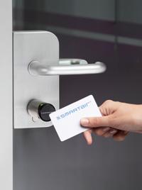 Managing Director SMARTair Door devices Wireless and battery powered electronic escutcheons,