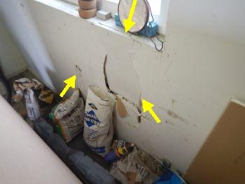 3. Anchor Bolts Dry wall damage noted. Some anchor bolts obstructed by drywall.