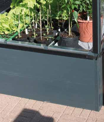 The trays are supplied with a capillary mat to be placed in the watering tray under the pots. The mat absorbs and distributes the water in the tray.