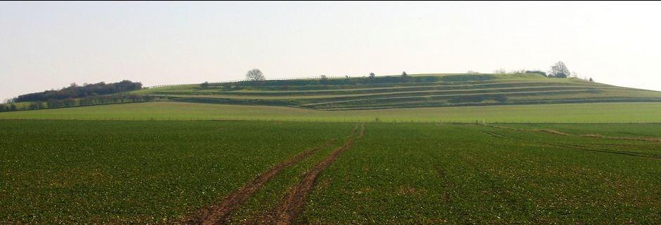 Characteristic Buildings Iron Age Hill Fort Built around 4th century Changed nomadic population