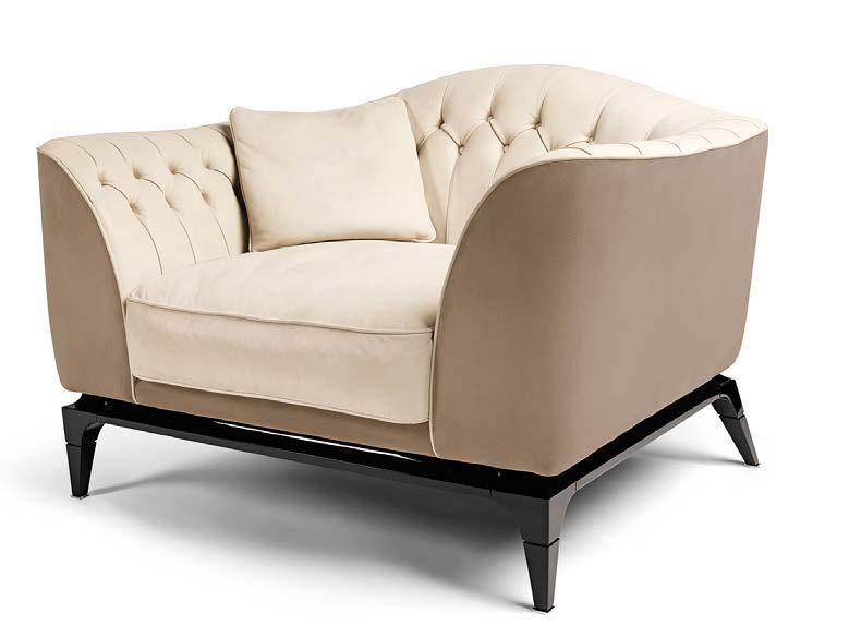 CODE Z-049 RIPON Ripon,a sofa waiting to be admired and it s details discovered for it s