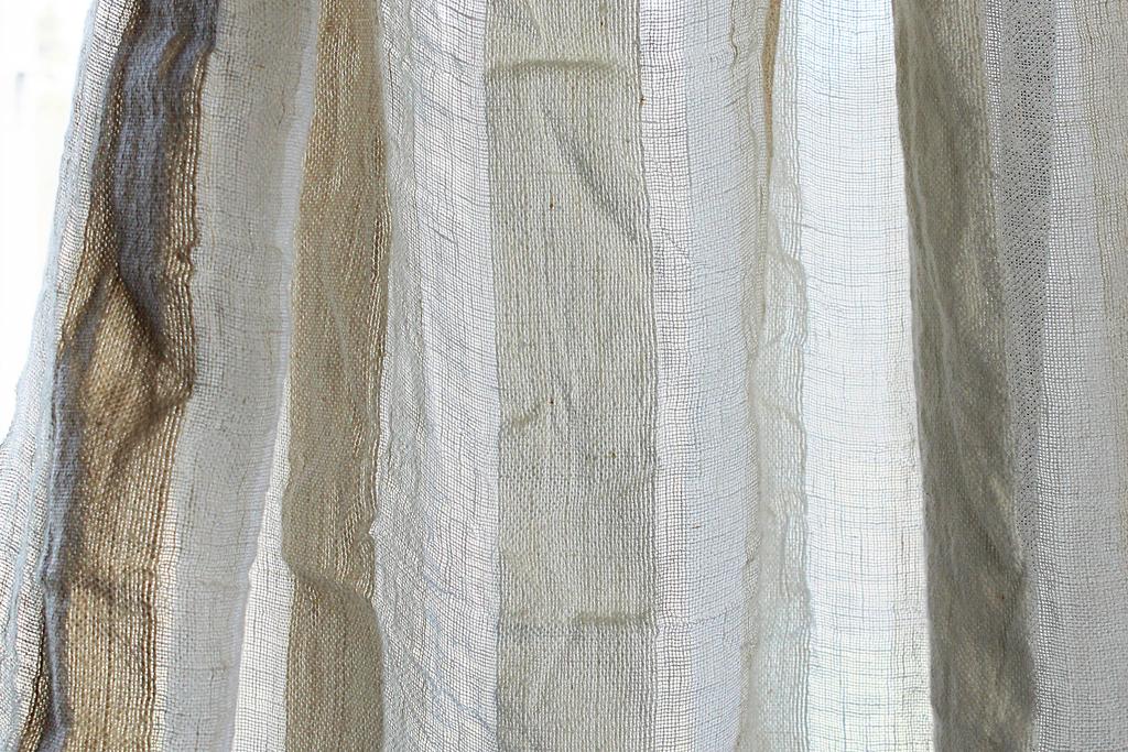 Material: 100% Linen Fabric width: 285 cm/112 inch/3.