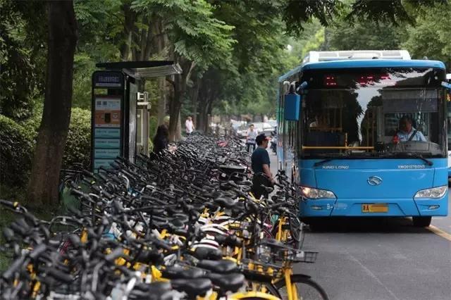 2. Optimization of Traffic system optimize the urban public transit system; improve bike lane system; optimize the deployment number of bikes; optimize the distribution
