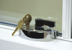 Handles & Catches We offer a choice of handles in a range of coloured finishes.