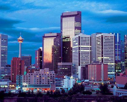 URBAN VS RURAL COMMUNITIES Canadians continue to move to CMAs 10 fastest growing CMAs in Canada: Calgary, Alberta Edmonton,