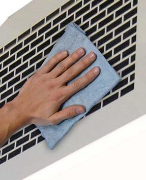 Do not use water or steam for cleaning the internal parts and components of the air curtain.