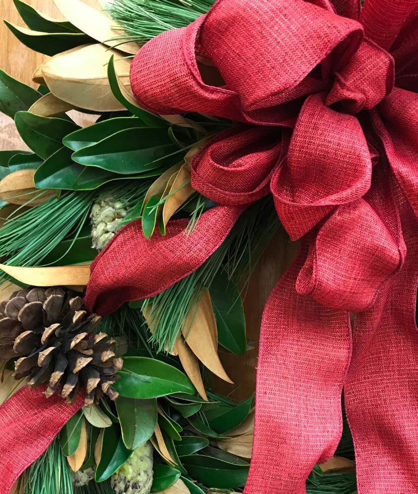 The holiday season calls for festive decorations and provides an opportunity for floral enthusiasts to create them!