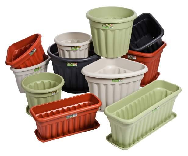 planters and trays.